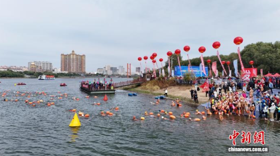 ��ӬF(xi��n)������Ӿʿ��������ˮ����ʯ���� �z