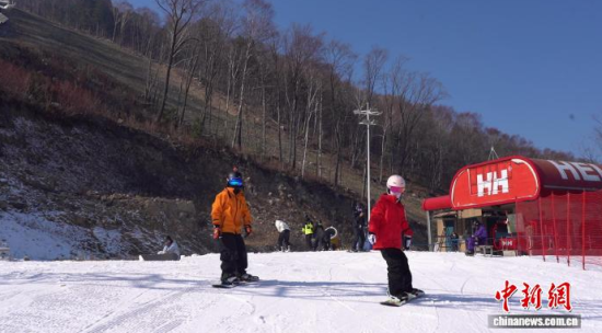 ��ѩ��(��i)�����w�(y��n)���׻�������ʯ���� �z