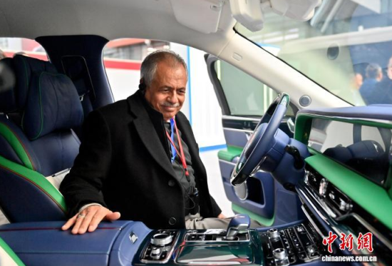 12��16���������L(zh��ng)��������F(tu��n)�ɆT�w�(y��n)�Ї�(gu��)��܇�������� �z