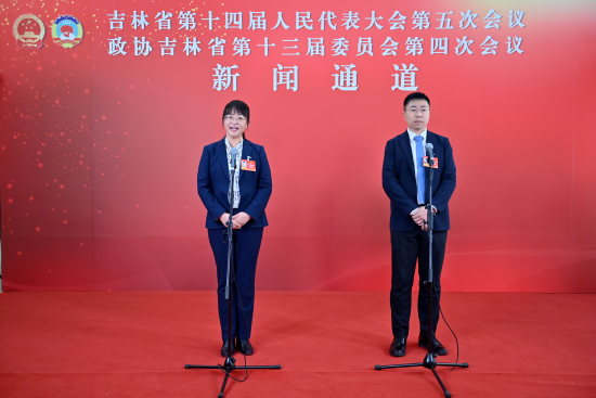 1��26���������f(xi��)����ʡ��ʮ����ί�T�����ĴΕ��hί�Tͨ�������S����(��һ)�ش�ӛ���ᆖ�� ���� �z